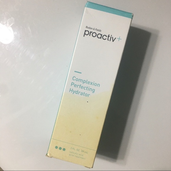 Proactiv Complexion Hydrator - Picture 7 of 7